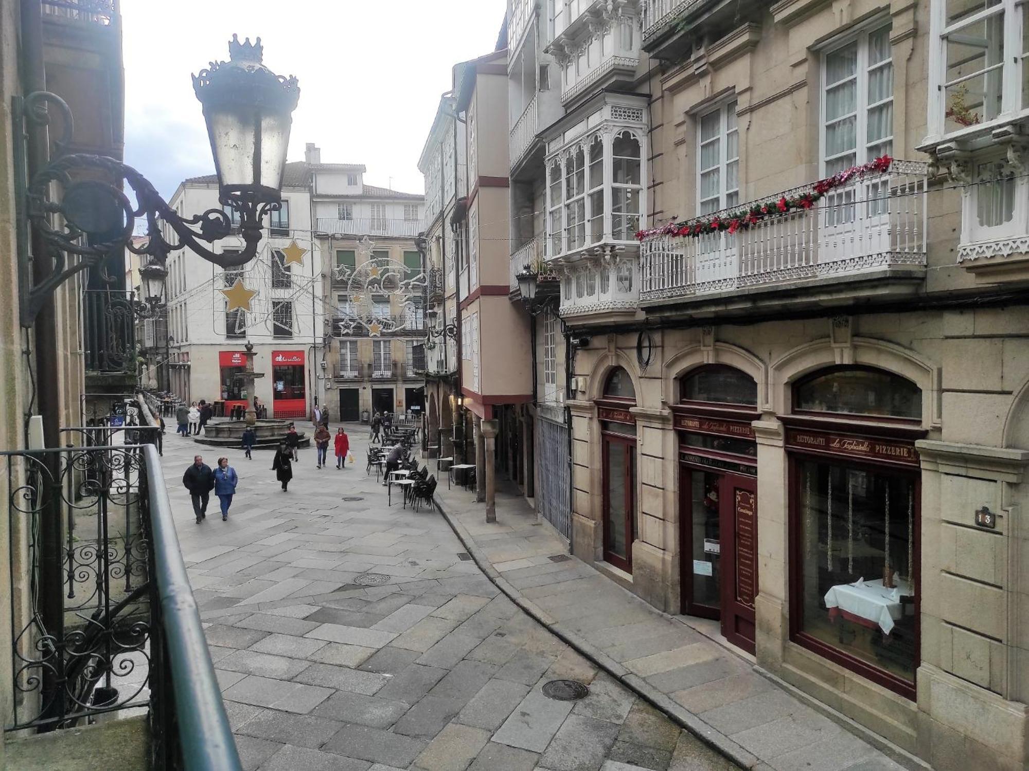 1A. Disfruta De Su Balcon Sobre El Casco Viejo. Apartment Ourense Luaran gambar